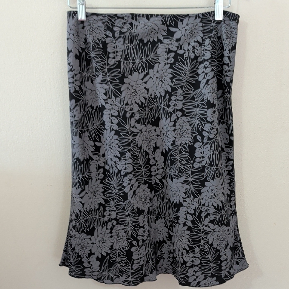 Express Floral A-Line Flounce Hem Midi Skirt Black + Gray Y2K Women's Size 9/10